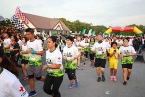 BIB: 
                            <button type="button" onclick="openModal(3530736)" class="btn btn-primary btn-sm float-right btn-popup" data-toggle="modal" data-target=".modal-high-quality">
                        <i class="fas fa-shopping-cart"></i> Add to Cart
                    </button>
                                            <button type="button" onclick="isThisMe(3530736, true)" class="btn btn-success btn-sm float-right btn-popup btn-isme hidden" data-toggle="tooltip" data-placement="bottom" title="นี่คือรูปของคุณใช่ไหม คลิกที่นี่เพื่อเอาเข้าอัลบั้ม">
                        <i class="fas fa-plus"></i> Add to album
                    </button>
                    <button type="button" onclick="isThisMe(3530736, false)" class="btn btn-warning btn-sm float-right btn-popup btn-isnotme hidden">
                        <i class="fas fa-ban"></i> Remove from album
                    </button>